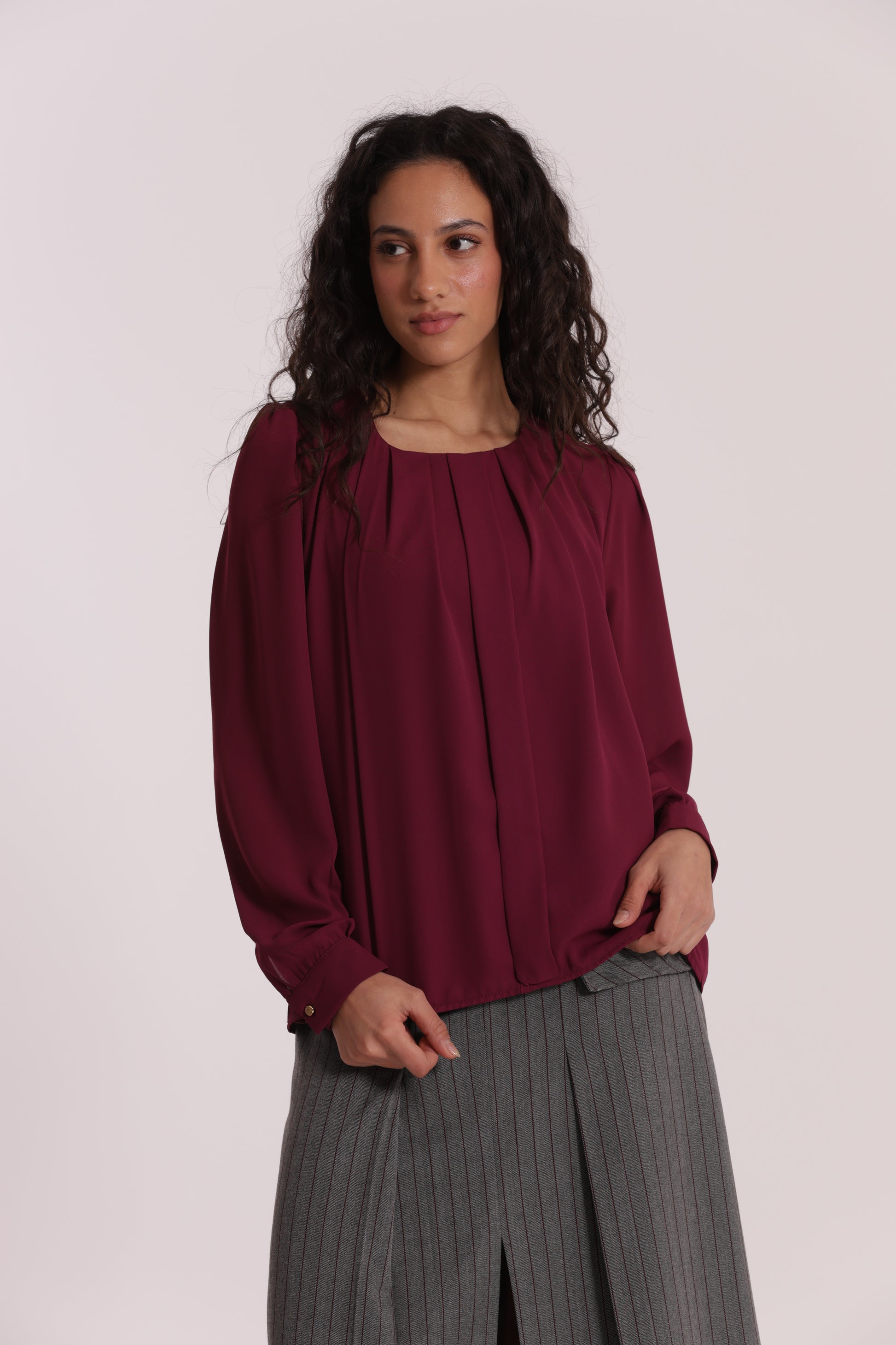 BLUSA CON PIEGHE