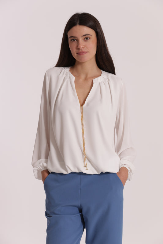 BLUSA CON DETTAGLIO CATENA REMOVIBILE