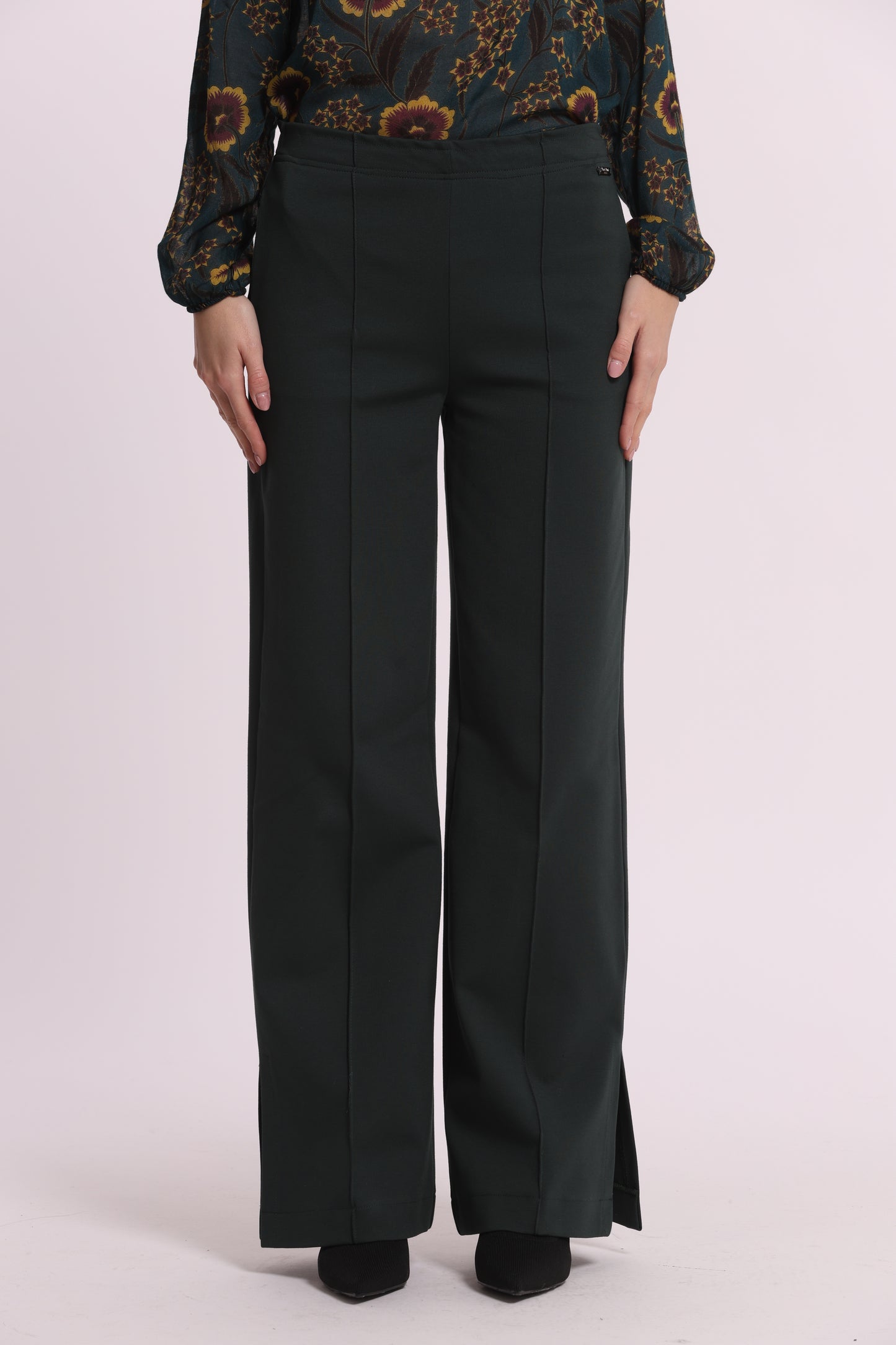 PANTALONE CON SPACCO IN PUNTO MILANO