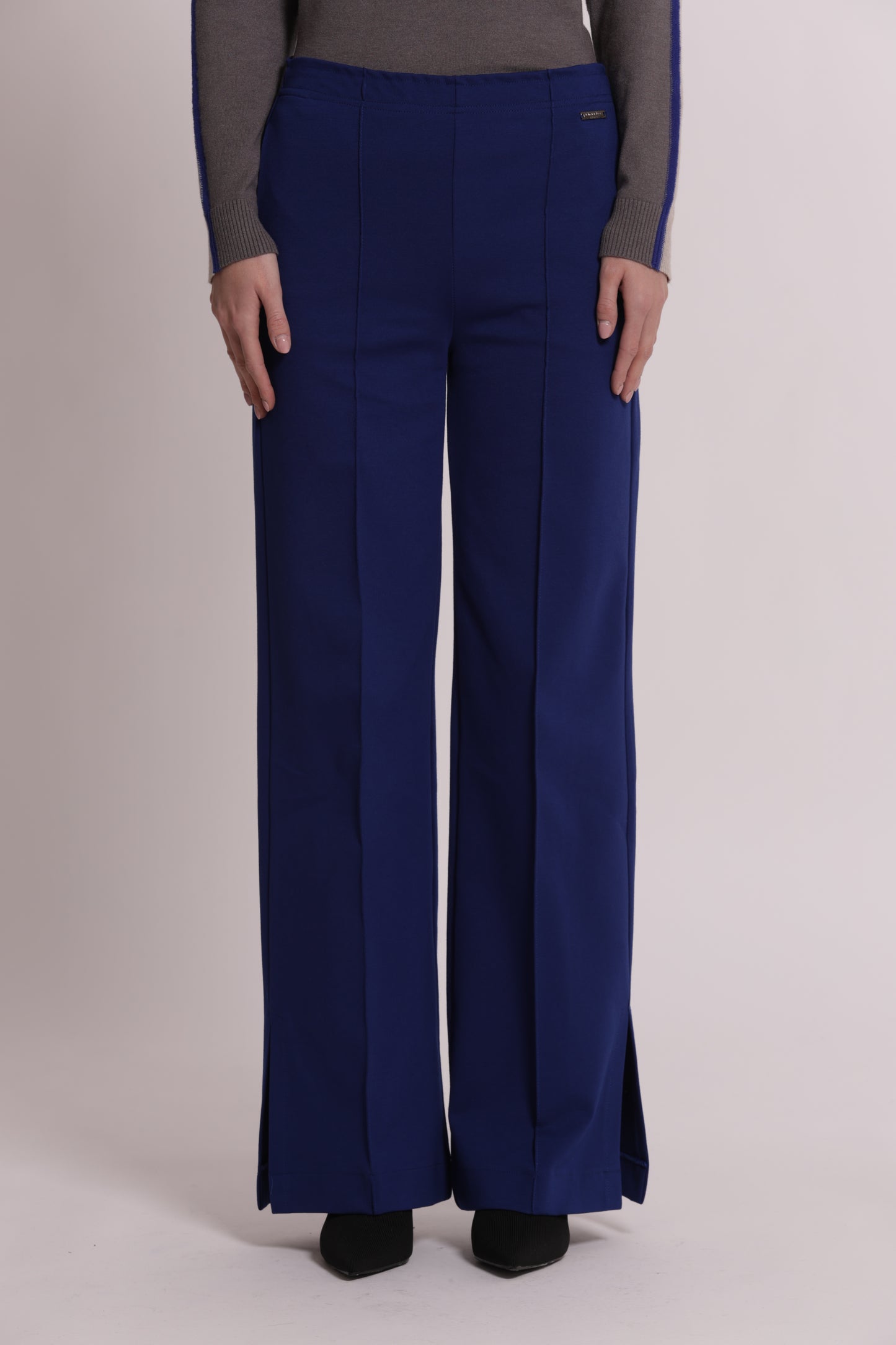 PANTALONE CON SPACCO IN PUNTO MILANO