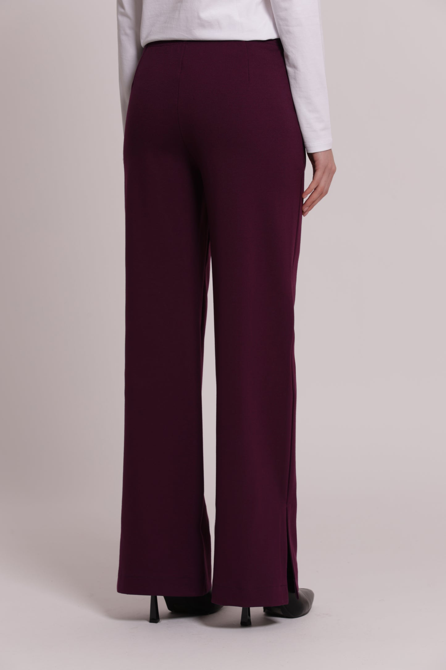 PANTALONE CON SPACCO IN PUNTO MILANO