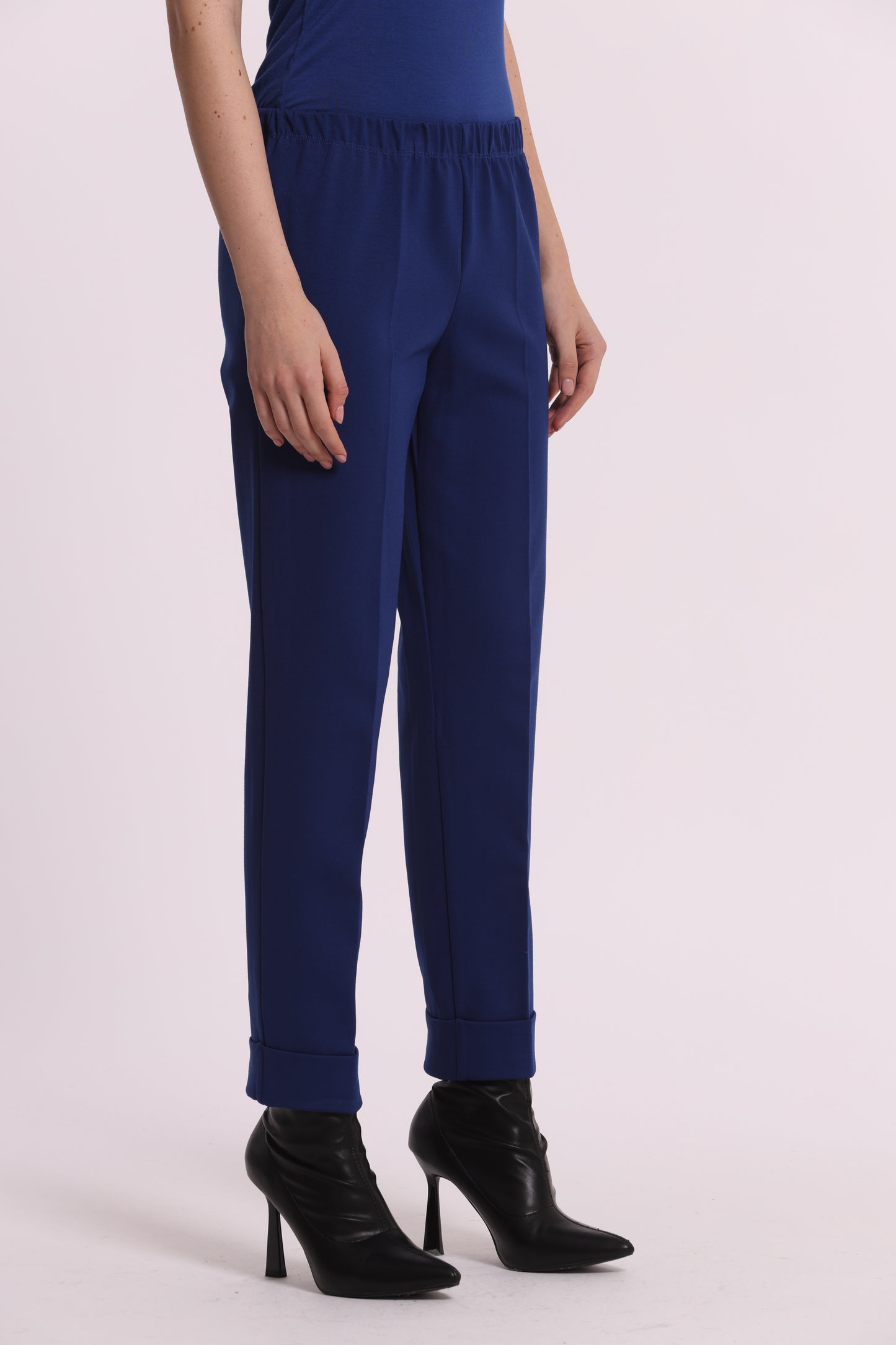 PANTALONE CON RISVOLTO IN PUNTO MILANO