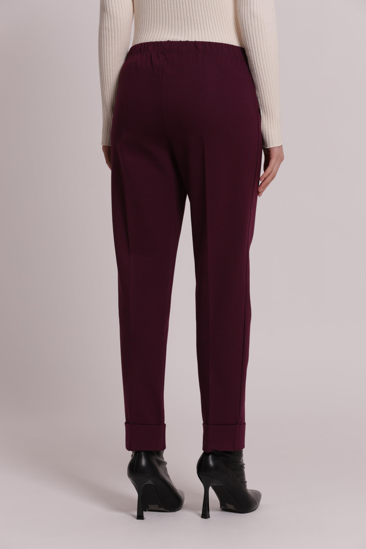 PANTALONE CON RISVOLTO IN PUNTO MILANO