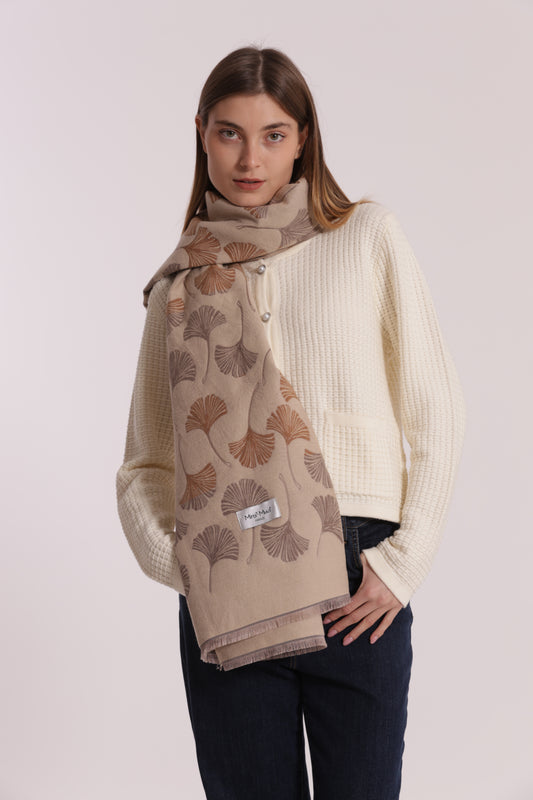 SCIARPA CON FOGLIE GINKGO