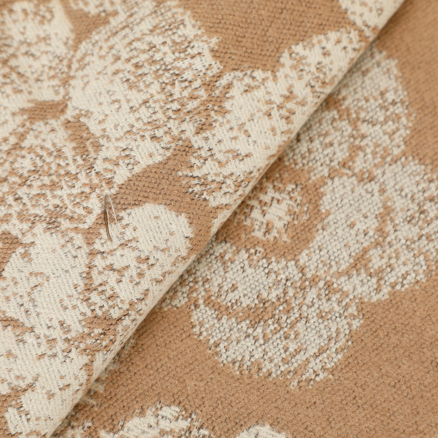 SCIARPA CON FIORI E CORNICE
