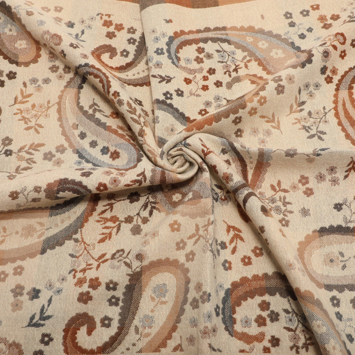 SCIARPA CON DISEGNO PAISLEY