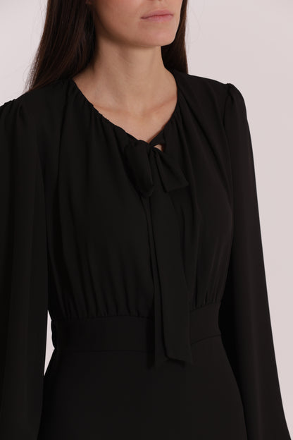 ABITO CORTO IN GEORGETTE CON ROUCHES