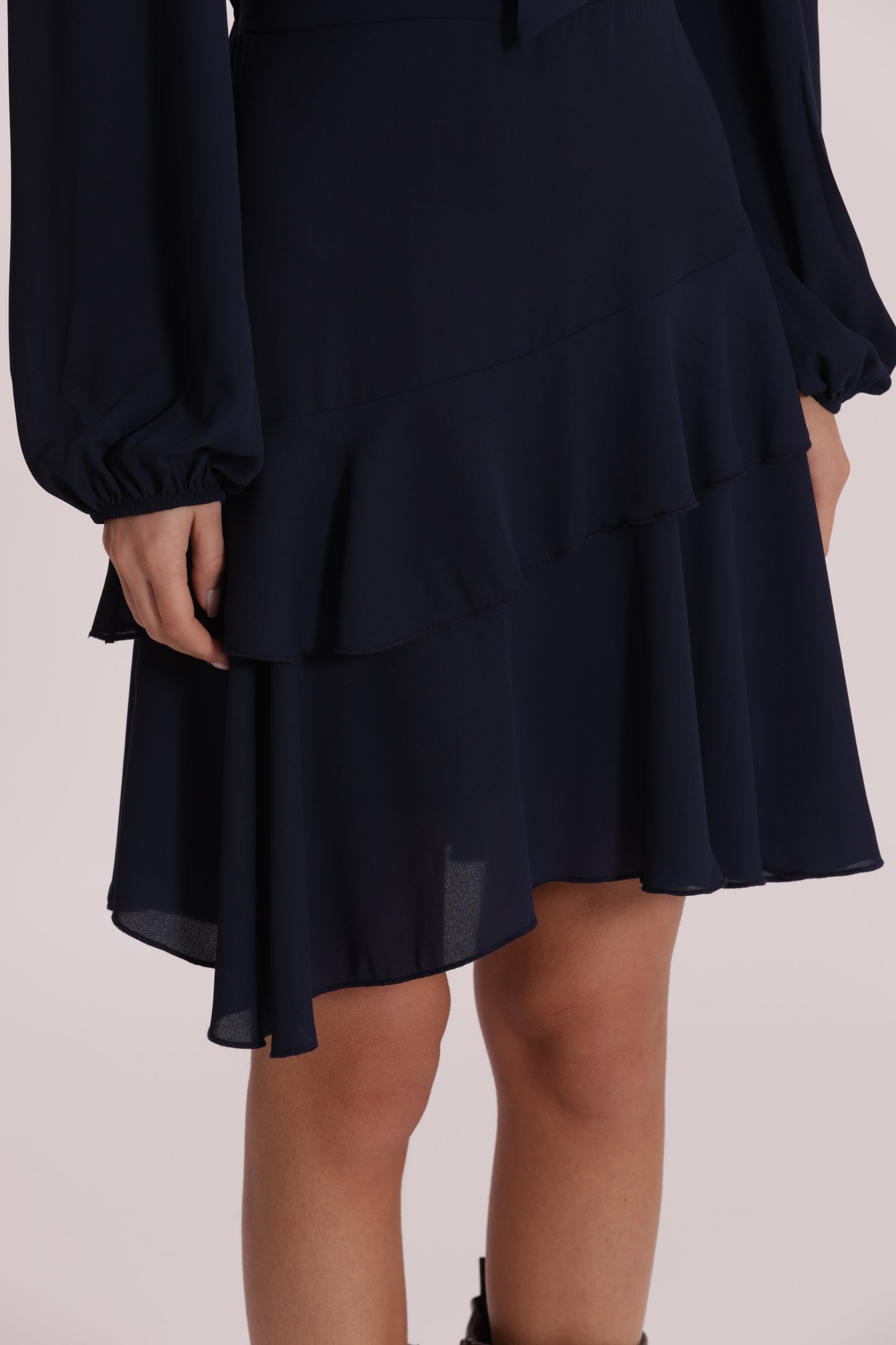 ABITO CORTO IN GEORGETTE CON ROUCHES