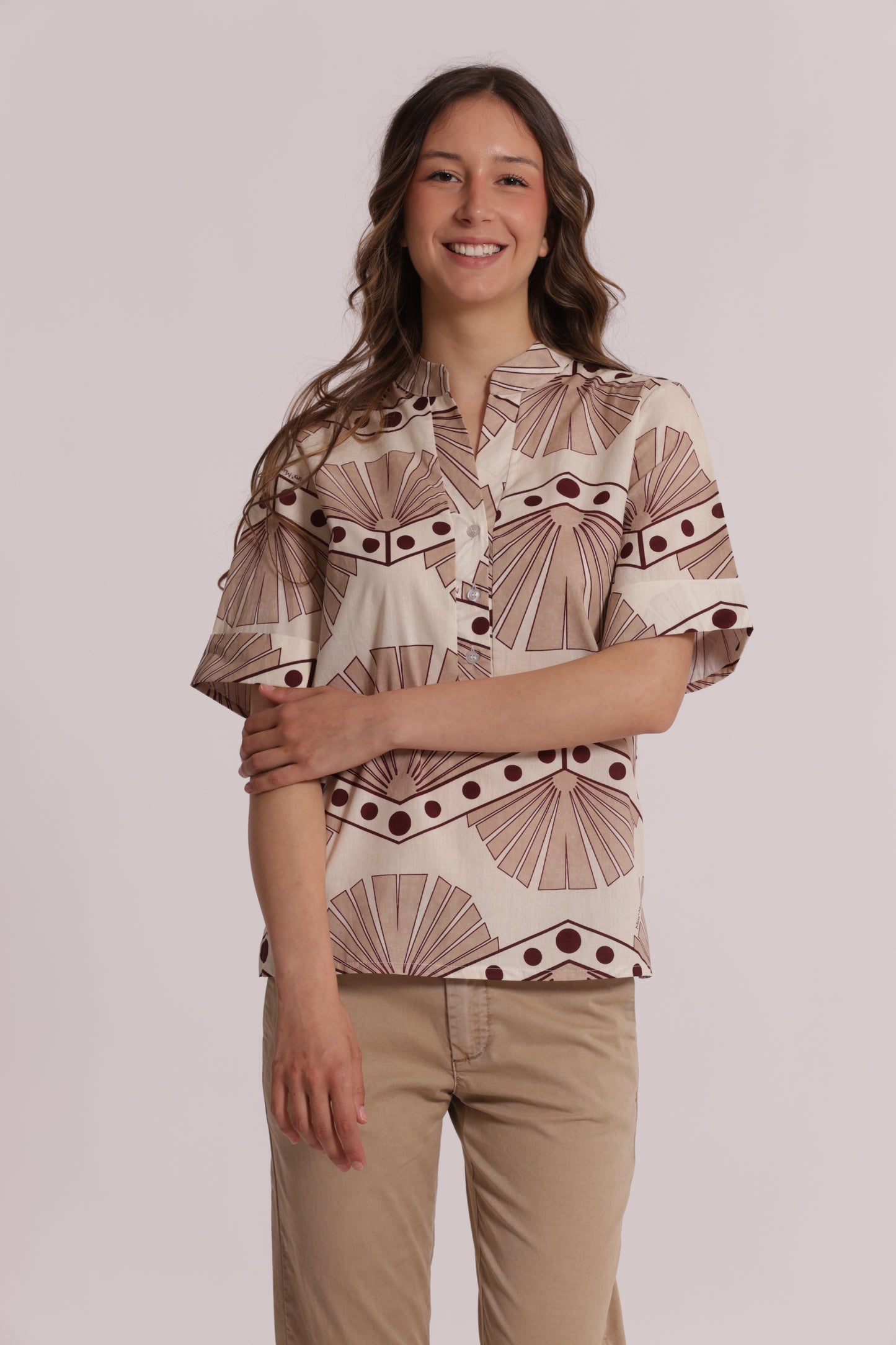 BLUSA A MANICHE CORTE IN FANTASIA