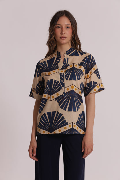 BLUSA A MANICHE CORTE IN FANTASIA