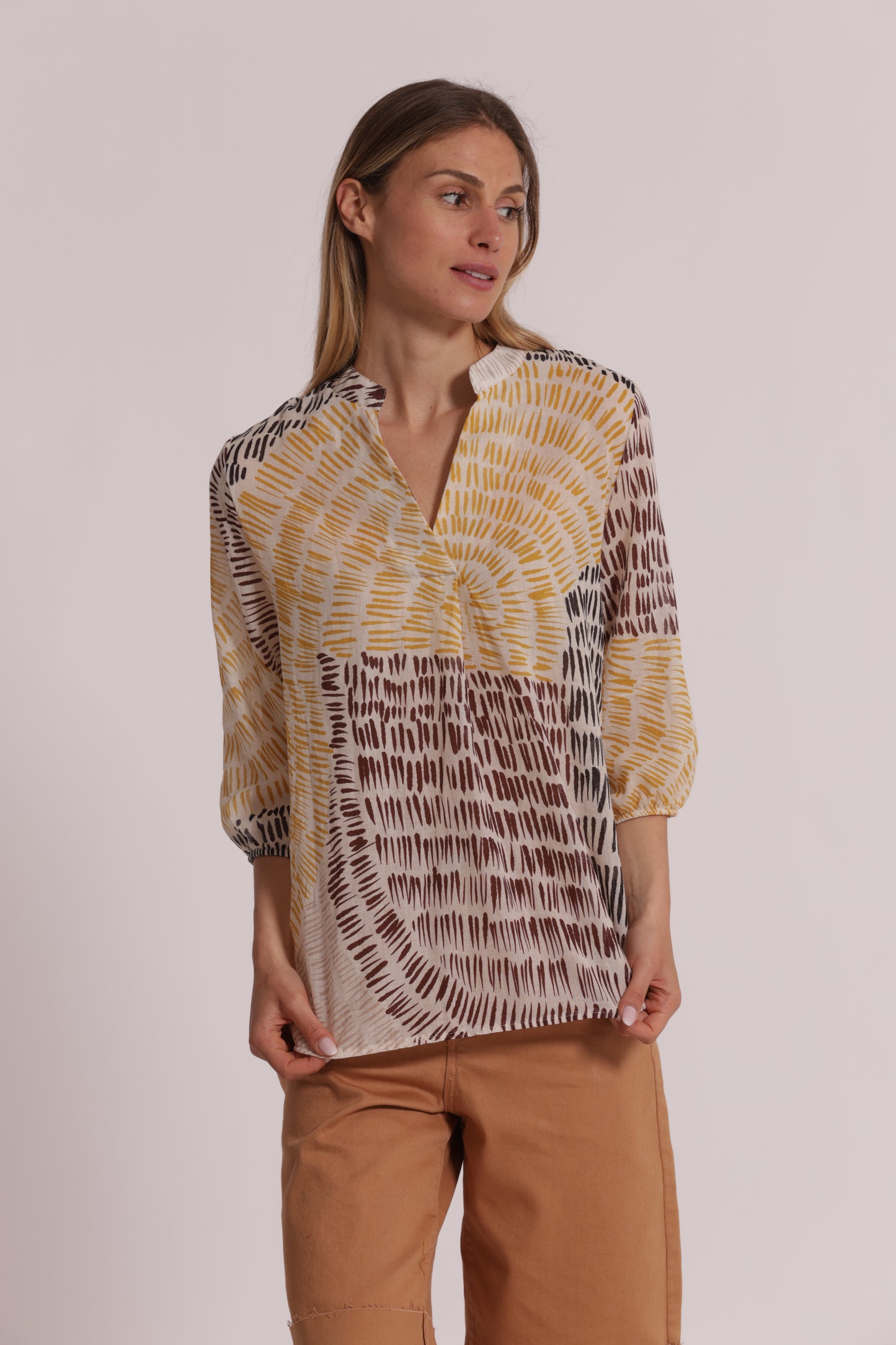 BLUSA IN FANTASIA GRAFFIO