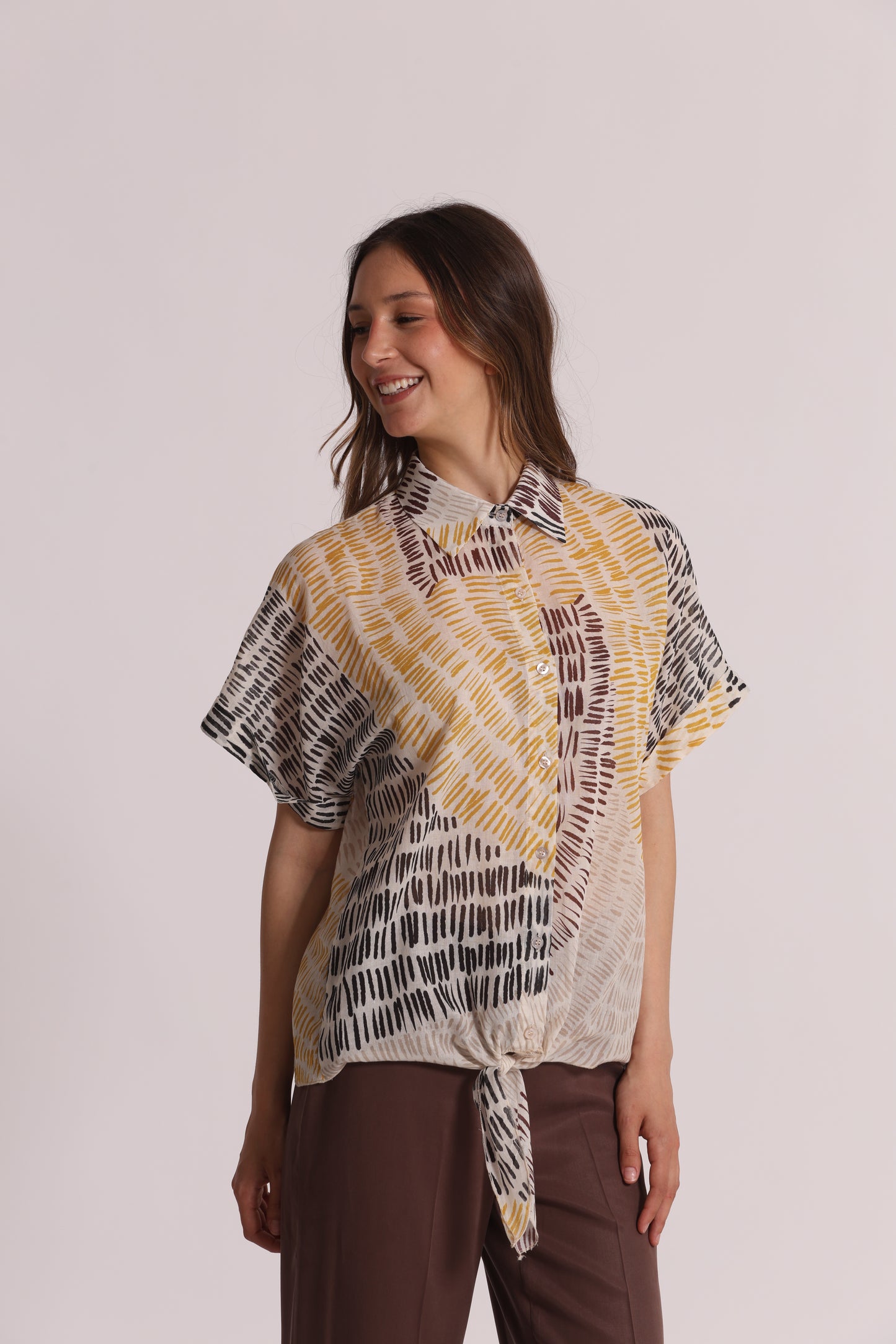 CAMICIA CROPPED IN FANTASIA GRAFFIO