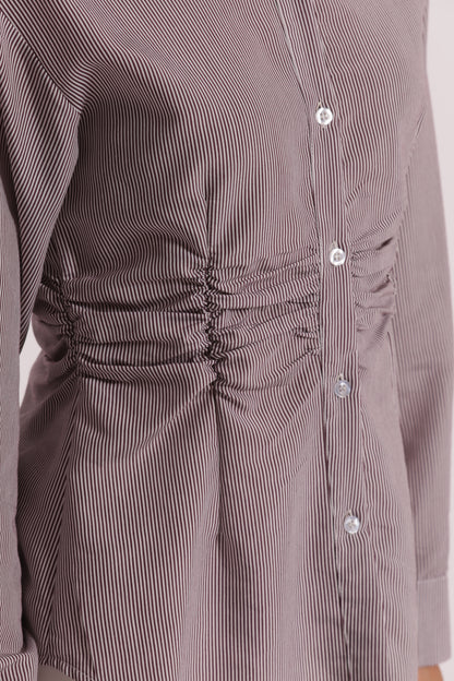 CAMICIA CON DETTAGLIO DRAPPEGGIO IN VITA