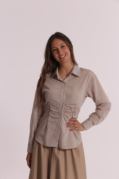 CAMICIA CON DETTAGLIO DRAPPEGGIO IN VITA