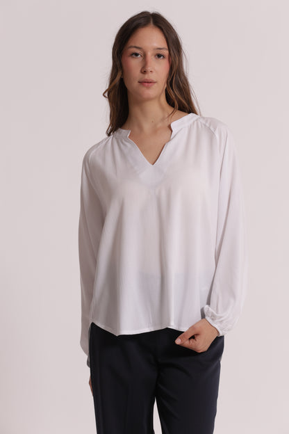 BLUSA A MANICHE LUNGHE TINTA UNITA