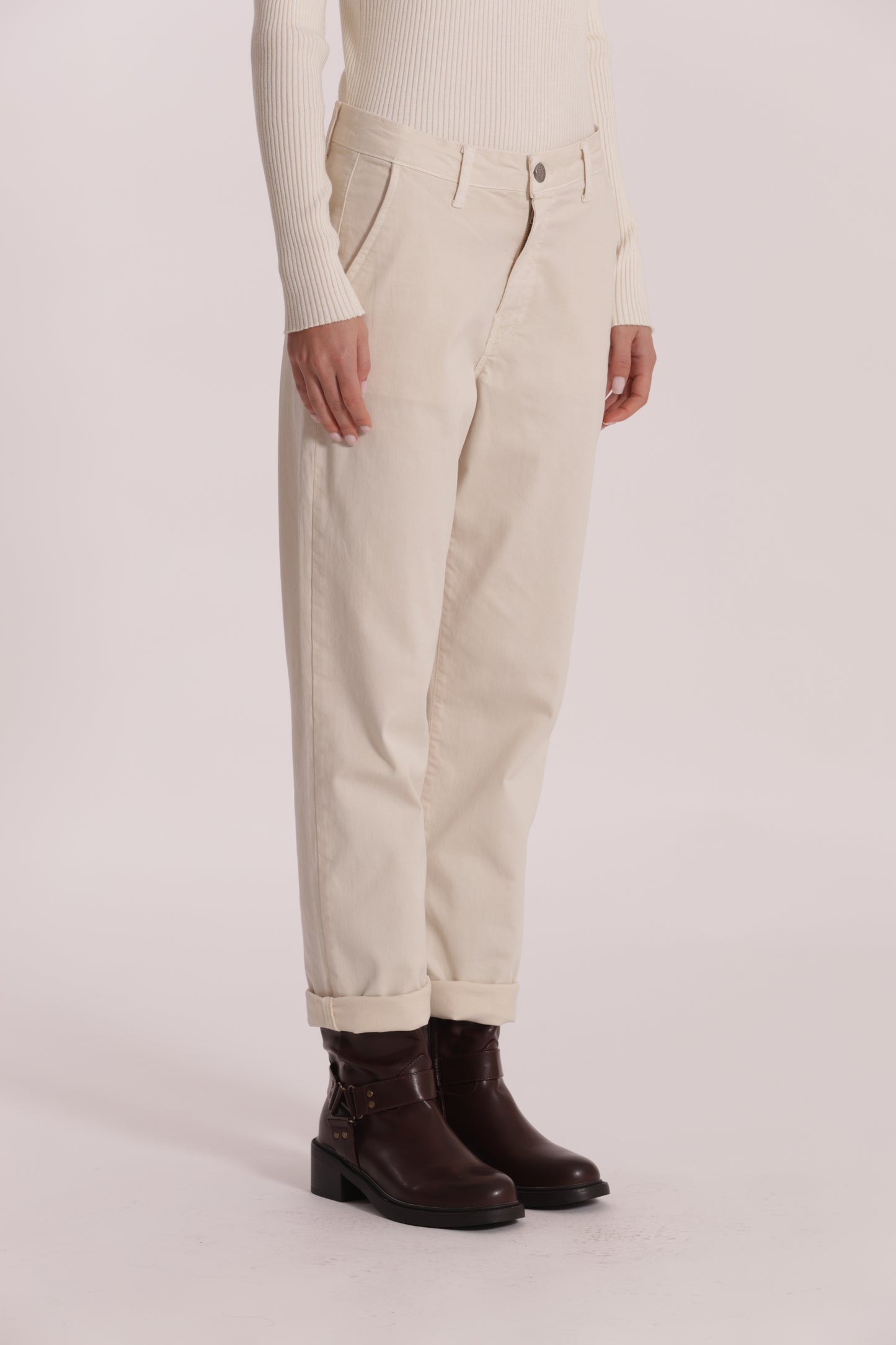 PANTALONE CHINOS IN GABARDINA