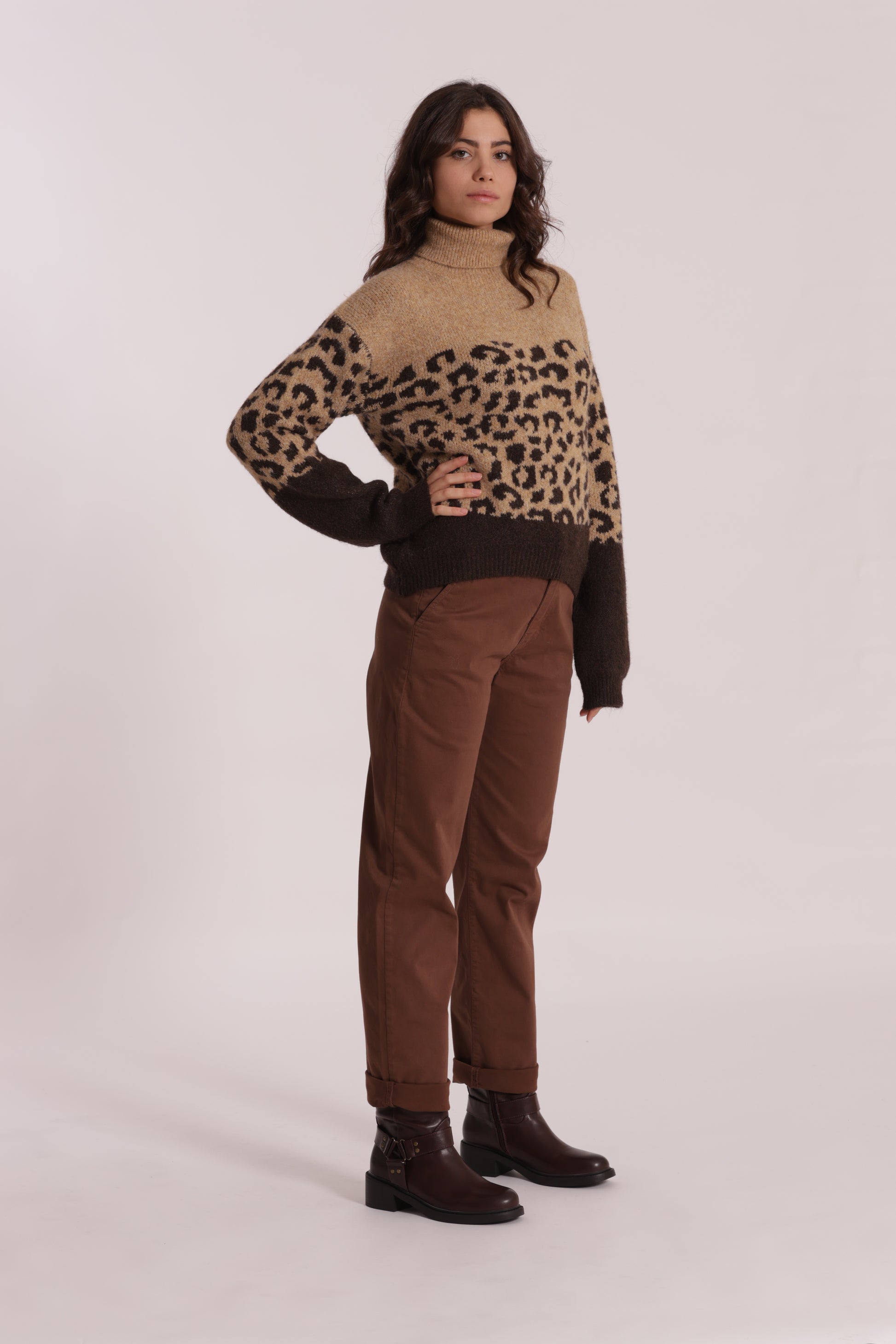 PANTALONE CHINOS IN GABARDINA