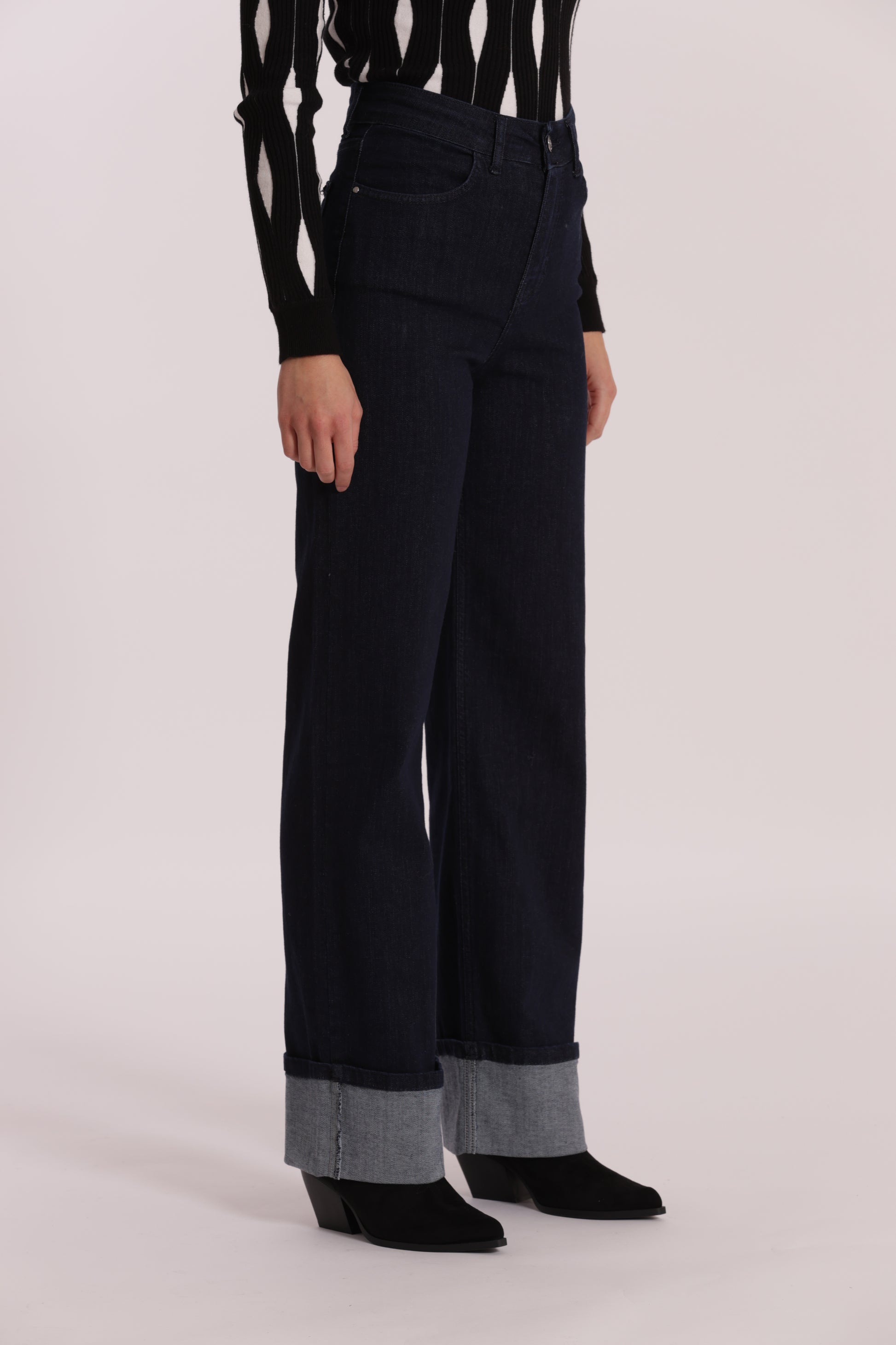 JEANS PALAZZO CON RISVOLTO