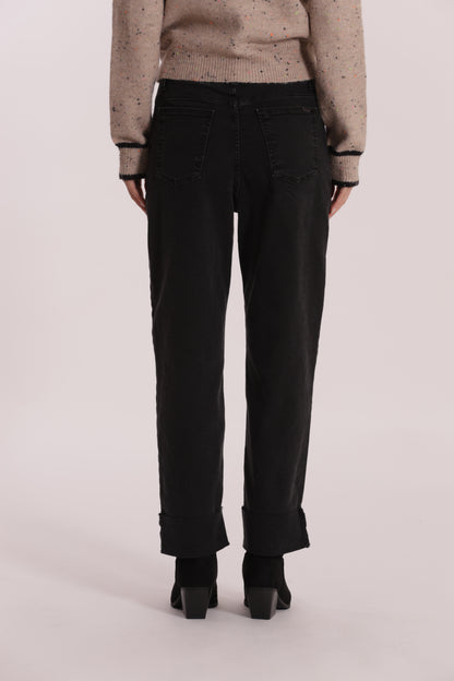 JEANS CROPPED CON RIVOLTO