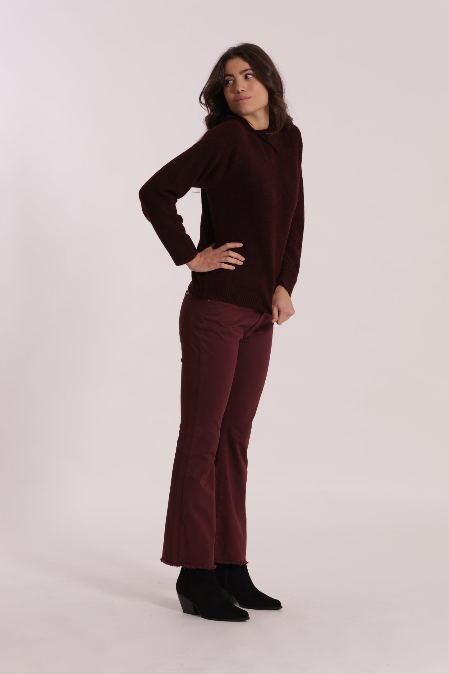 PANTALONE CROPPED FLARE IN GABARDINA