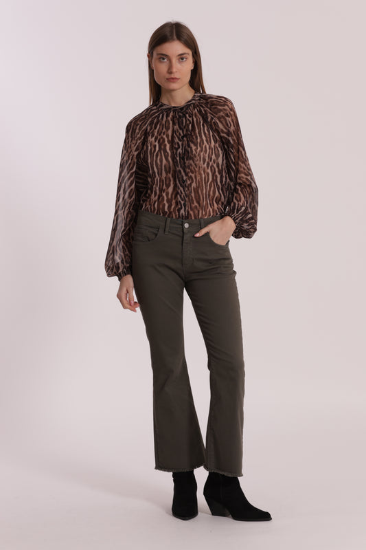PANTALONE CROPPED FLARE IN GABARDINA