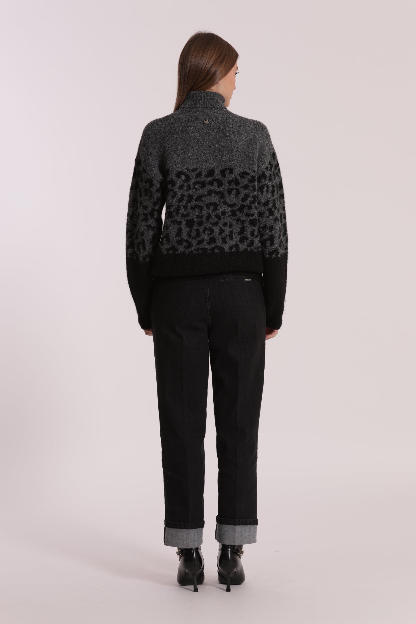 JEANS WIDE LEG CON RISVOLTO