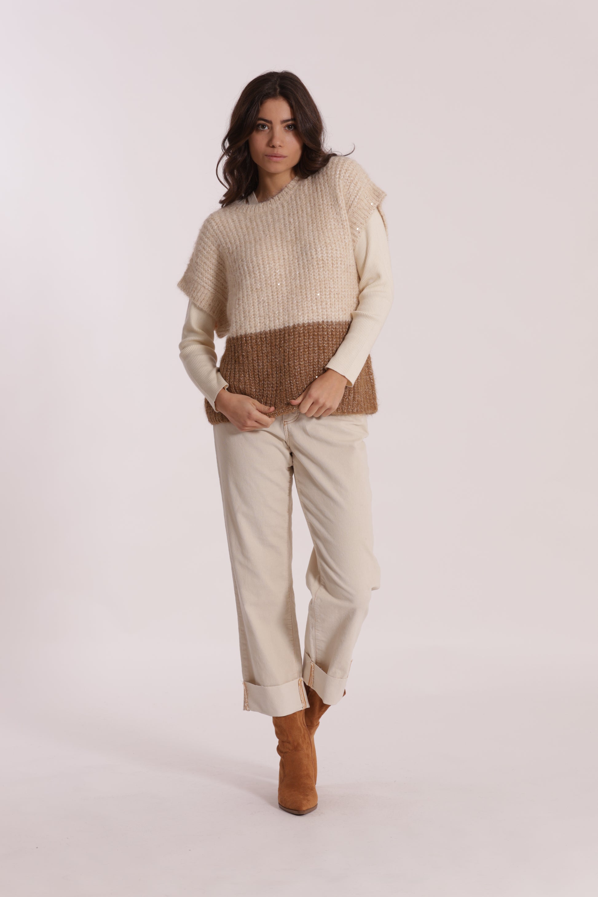PANTALONE CROPPED CON RISVOLTO IN VELLUTO A COSTE