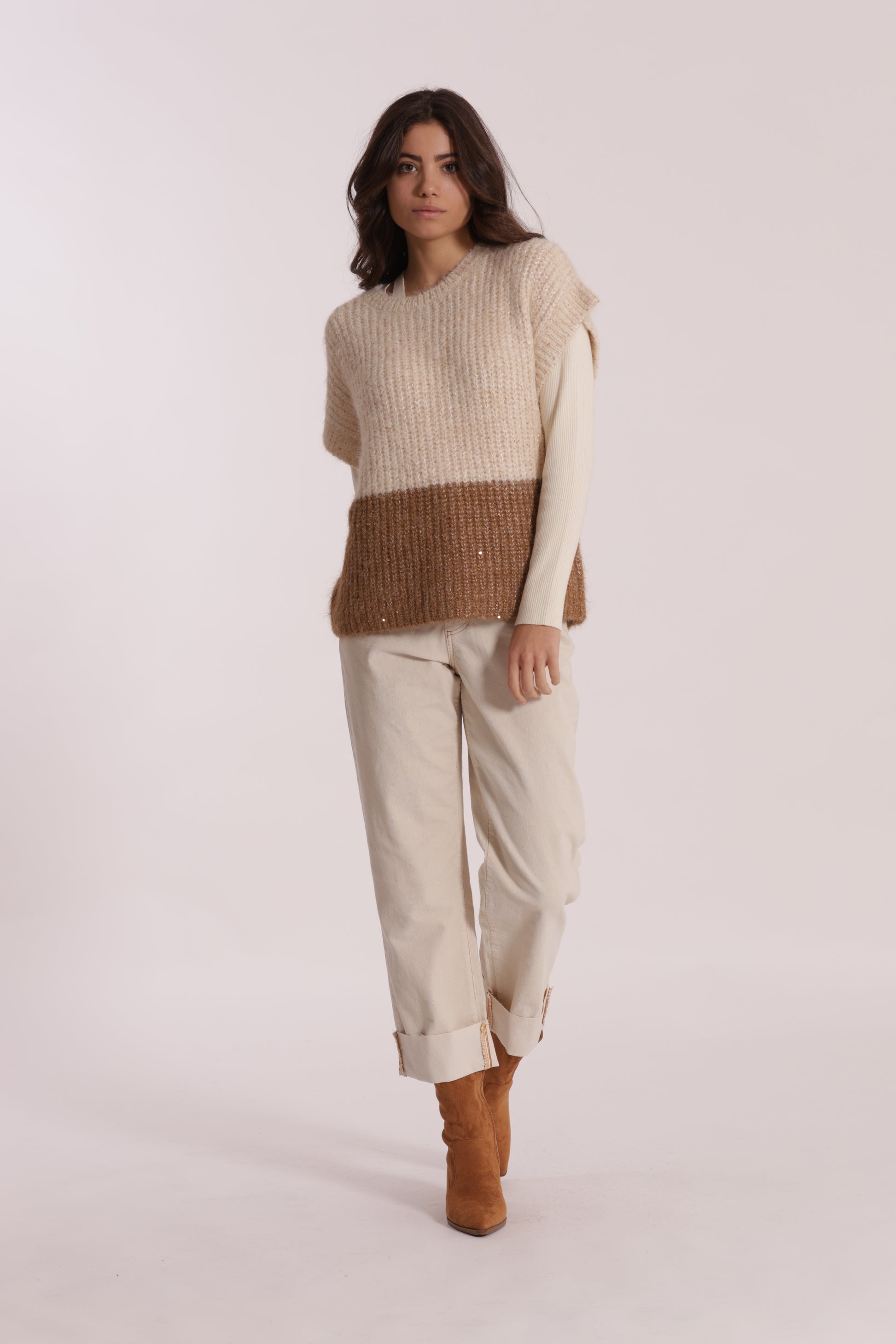 PANTALONE CROPPED CON RISVOLTO IN VELLUTO A COSTE