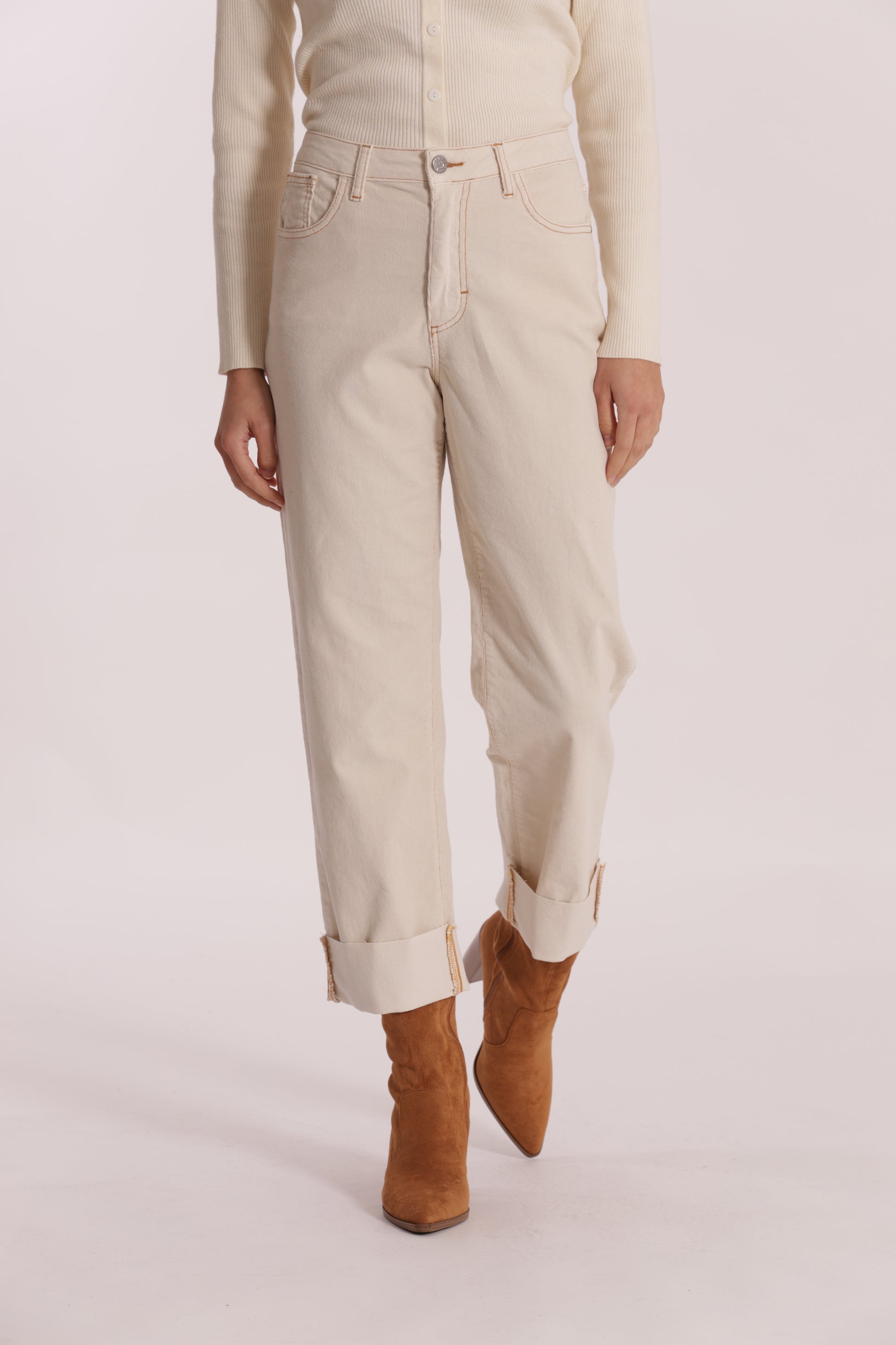 PANTALONE CROPPED CON RISVOLTO IN VELLUTO A COSTE