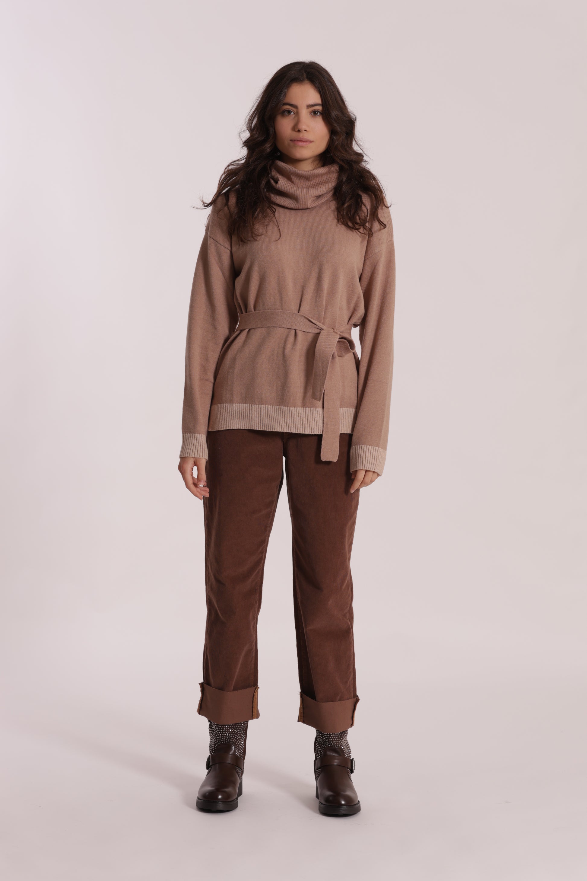 PANTALONE CROPPED CON RISVOLTO IN VELLUTO A COSTE
