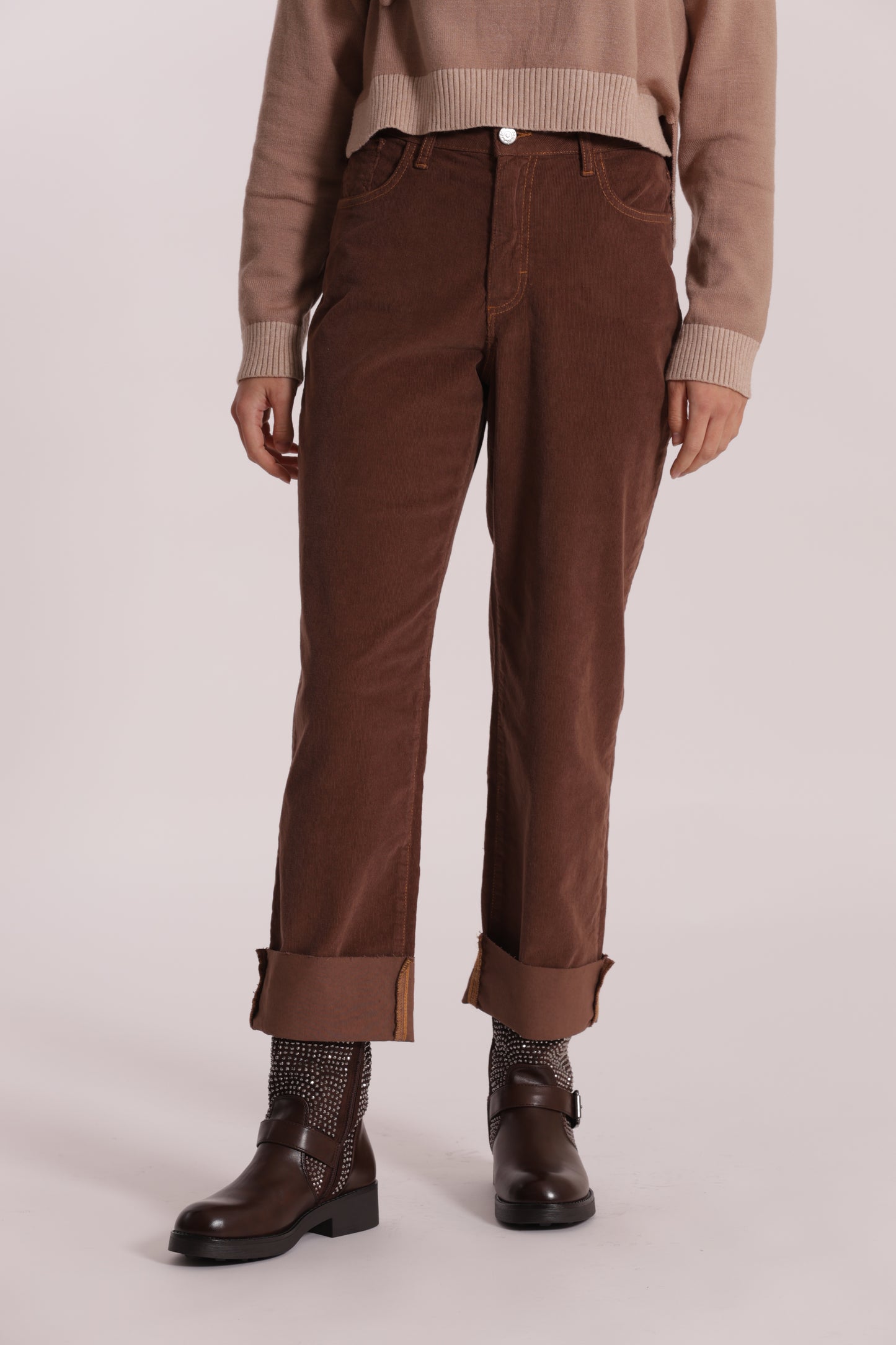PANTALONE CROPPED CON RISVOLTO IN VELLUTO A COSTE