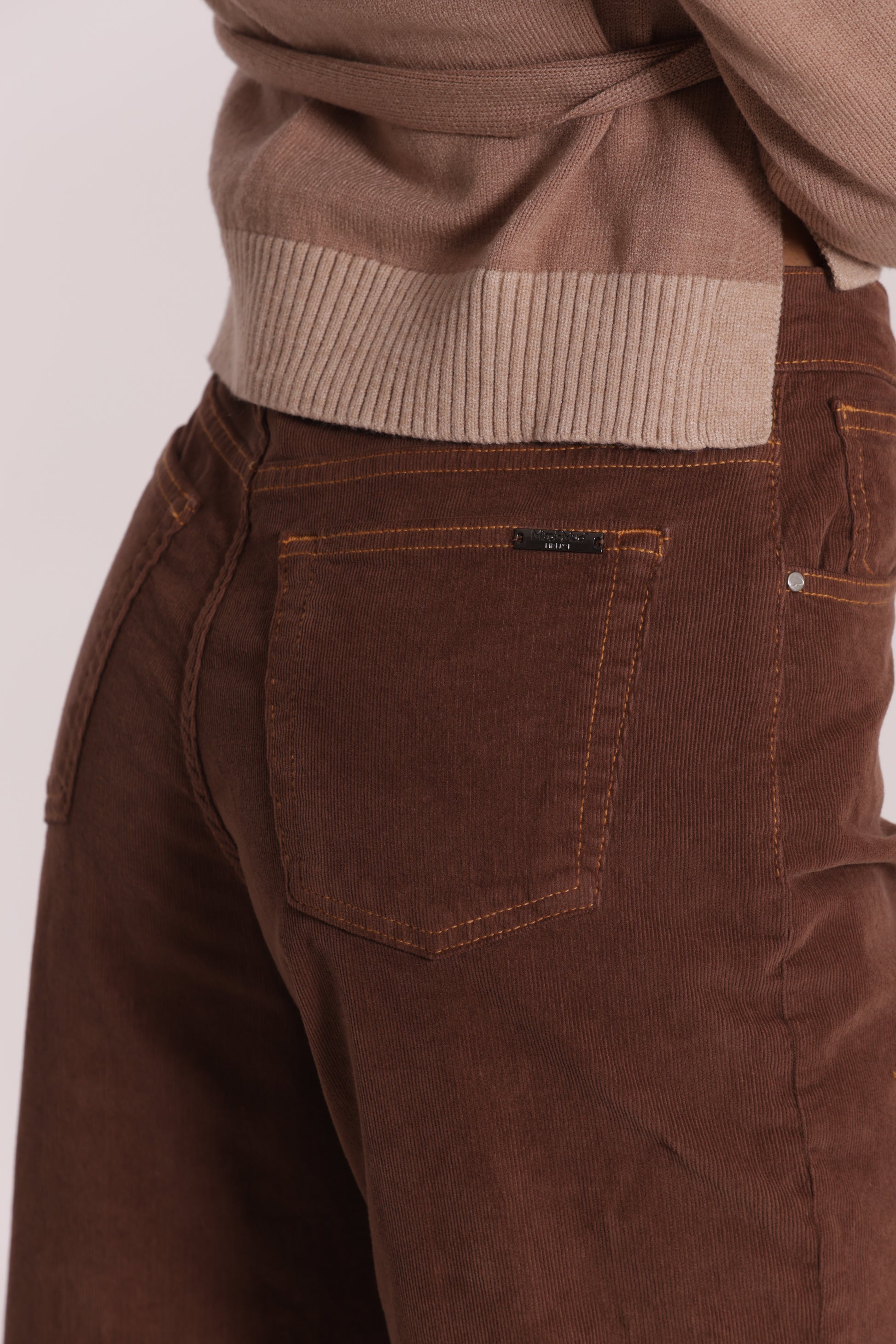 PANTALONE CROPPED CON RISVOLTO IN VELLUTO A COSTE