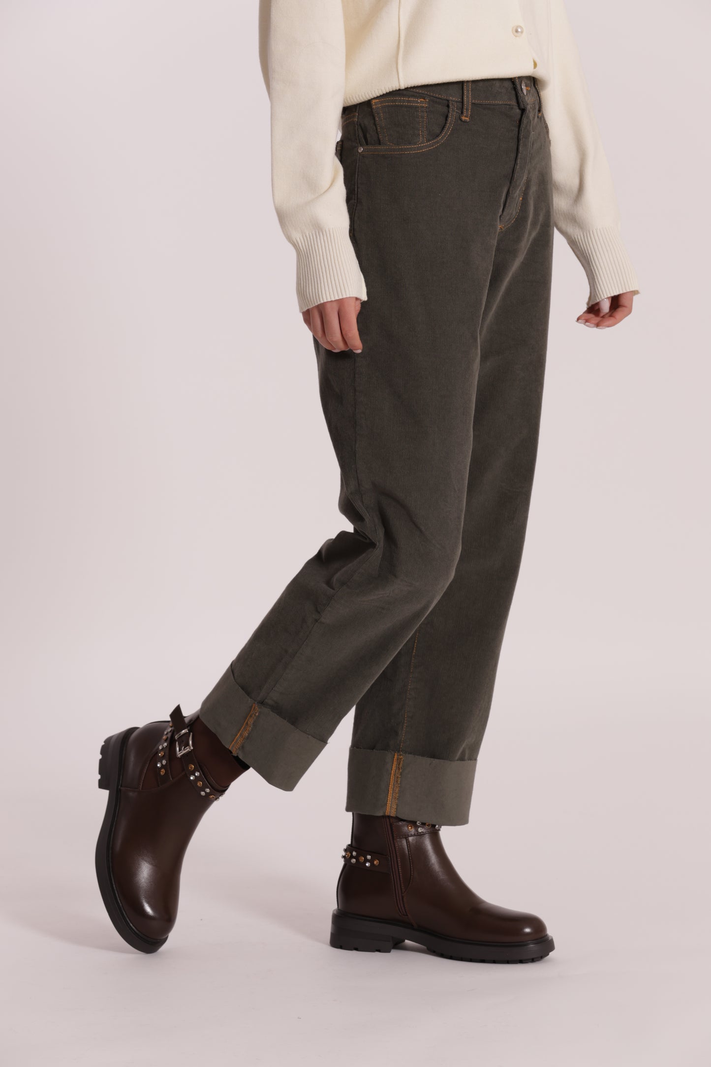 PANTALONE CROPPED CON RISVOLTO IN VELLUTO A COSTE