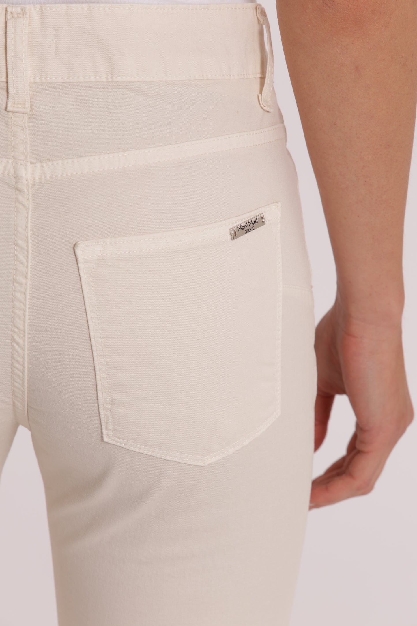 PANTALONE CROPPED FLARE IN BENGALINA