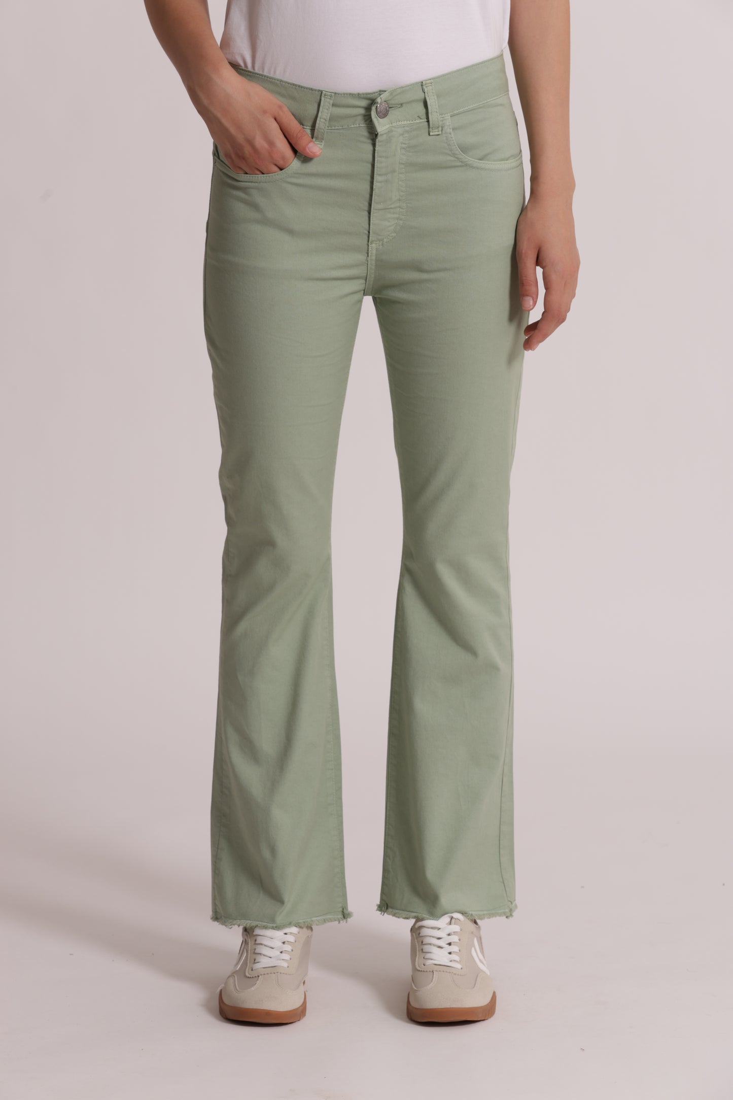 PANTALONE CROPPED FLARE IN BENGALINA