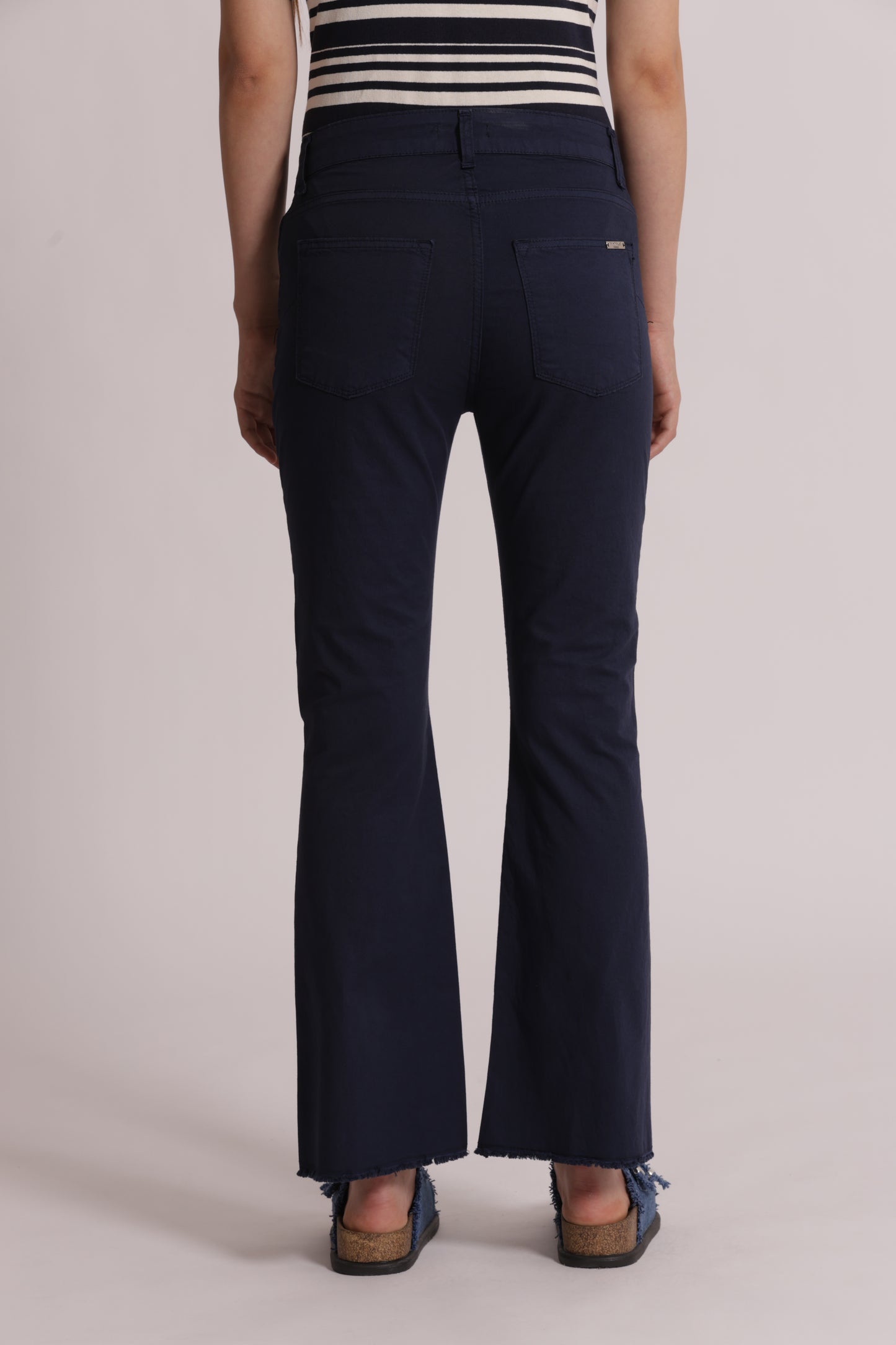PANTALONE CROPPED FLARE IN BENGALINA