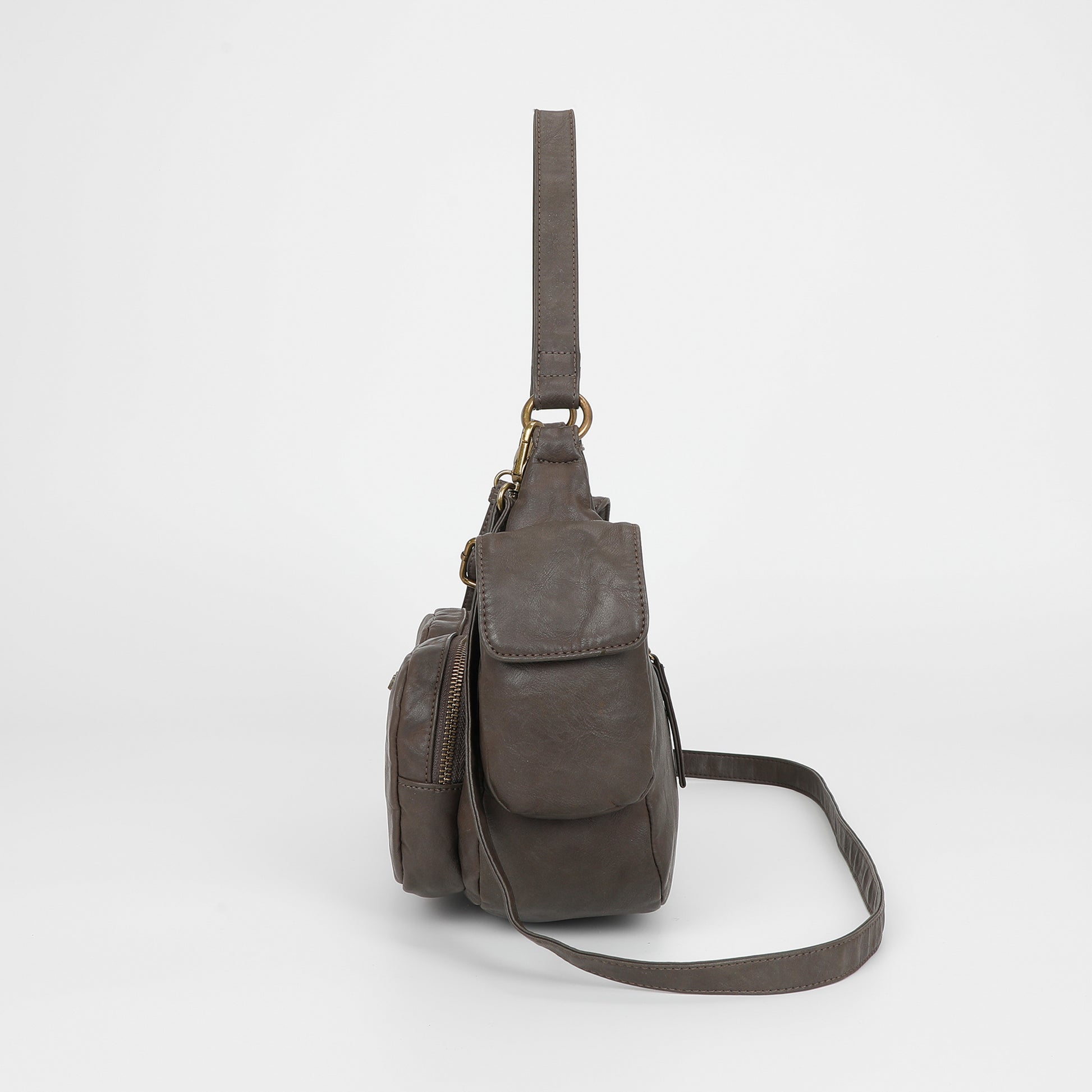 BORSA A SPALLA CON TASCHE