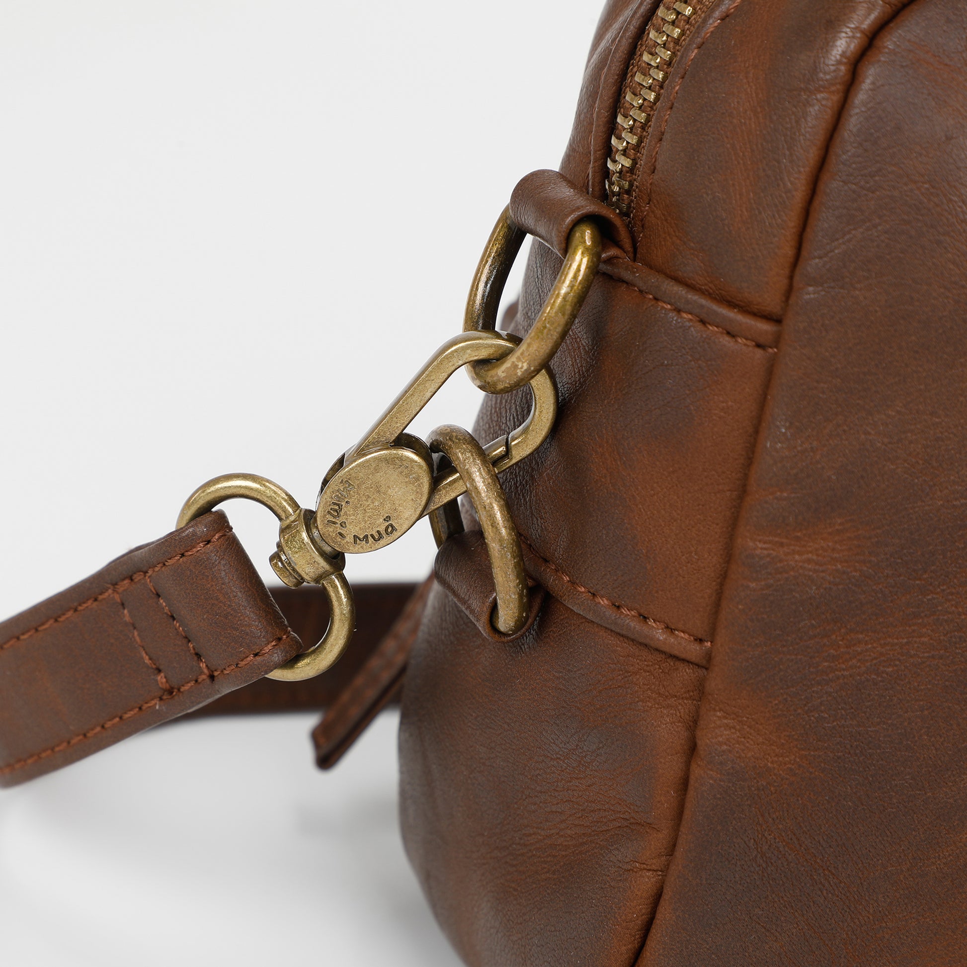 BORSA A TRACOLLA CON TASCHE