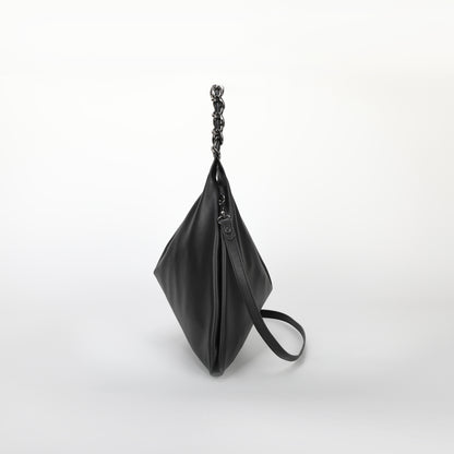 BORSA A SPALLA GRANDE CON CATENA