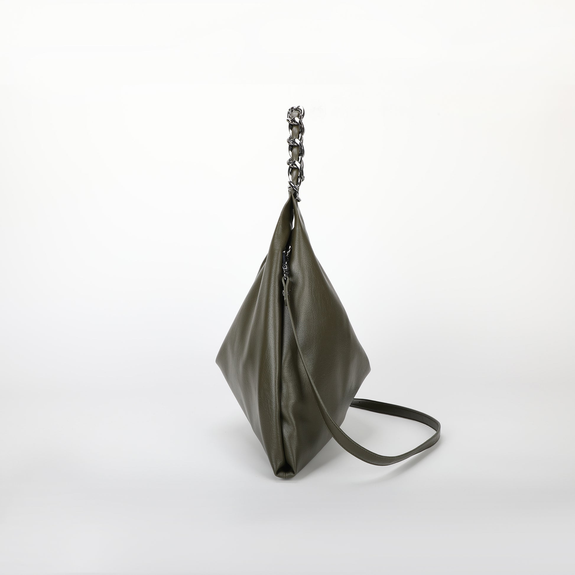 BORSA A SPALLA GRANDE CON CATENA