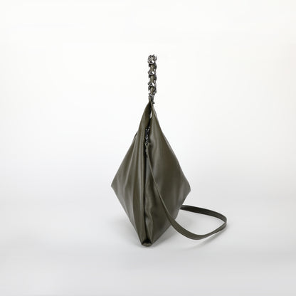 BORSA A SPALLA GRANDE CON CATENA