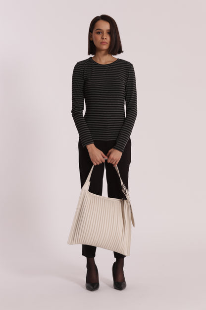 BORSA A SPALLA GRANDE PLISSETTATA