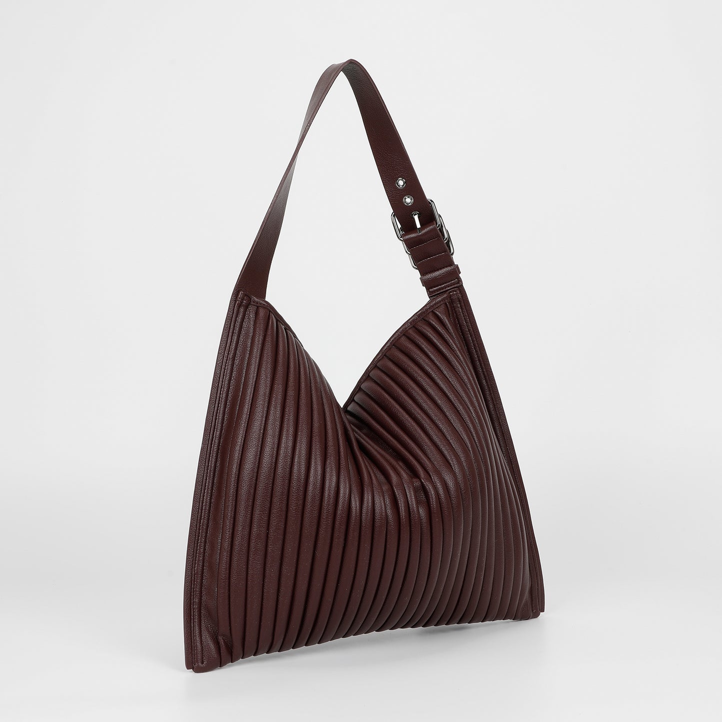 BORSA A SPALLA GRANDE PLISSETTATA