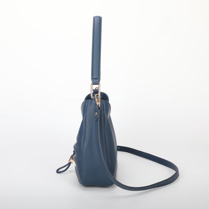 BORSA A SPALLA CON DETTAGLIO ARRICCIATO