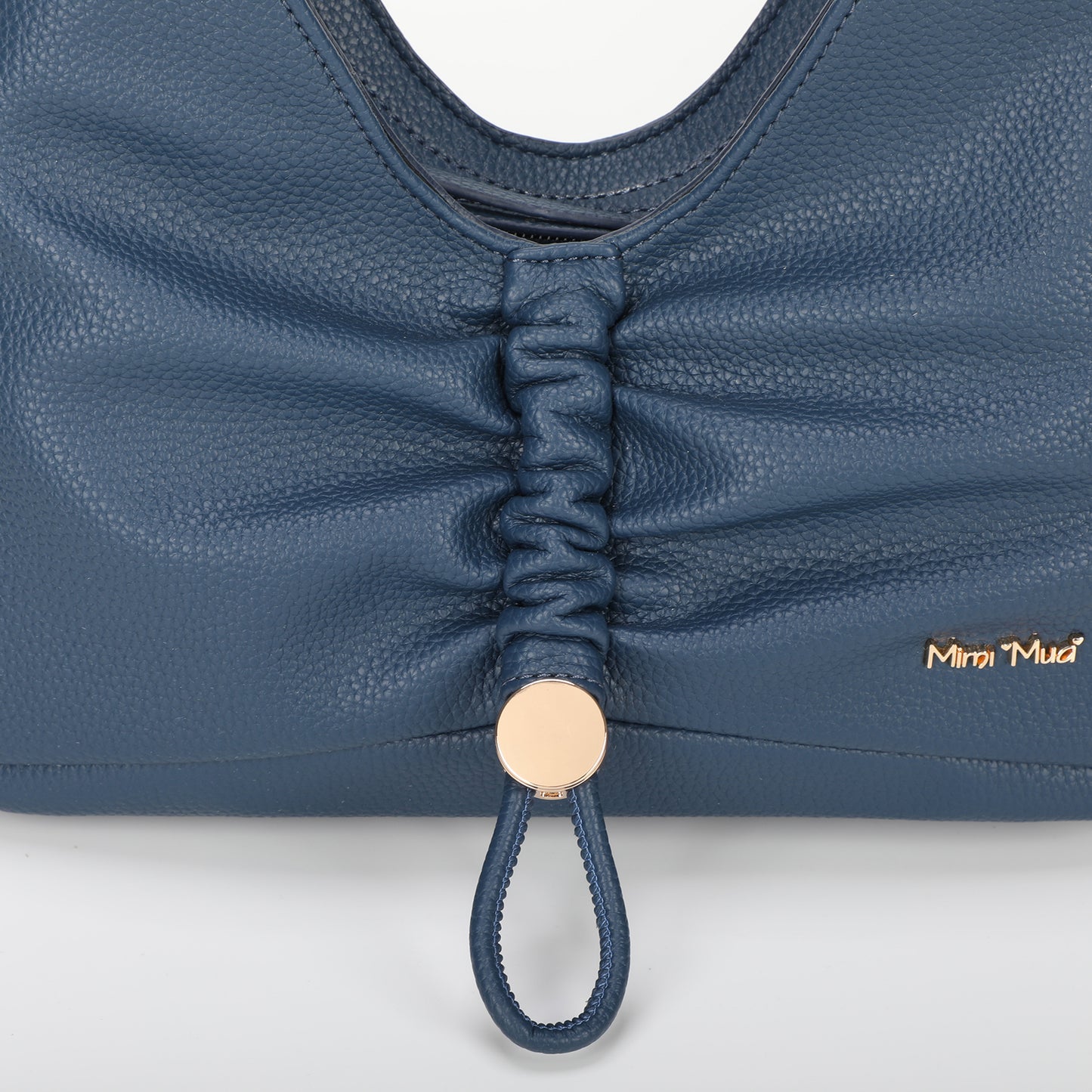 BORSA A SPALLA CON DETTAGLIO ARRICCIATO