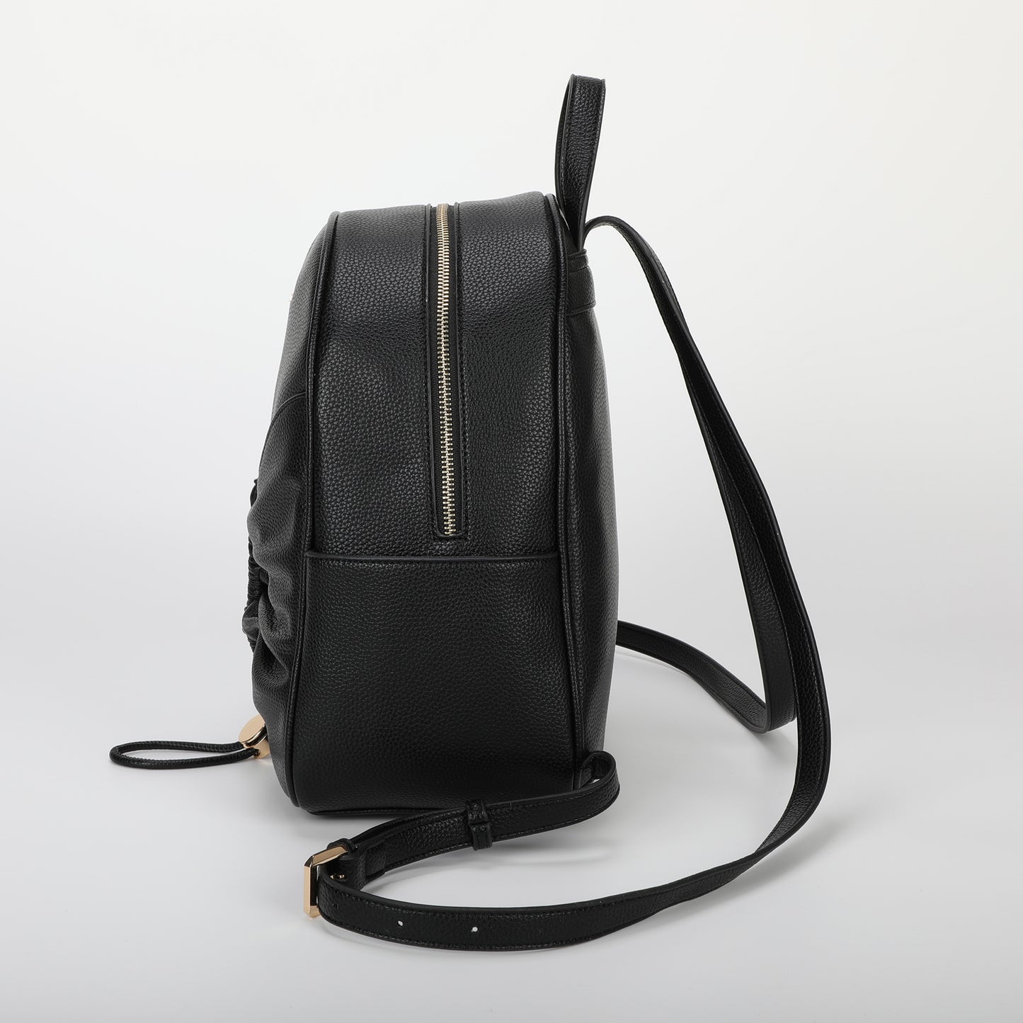 ZAINO CON DETTAGLIO ARRICCIATO