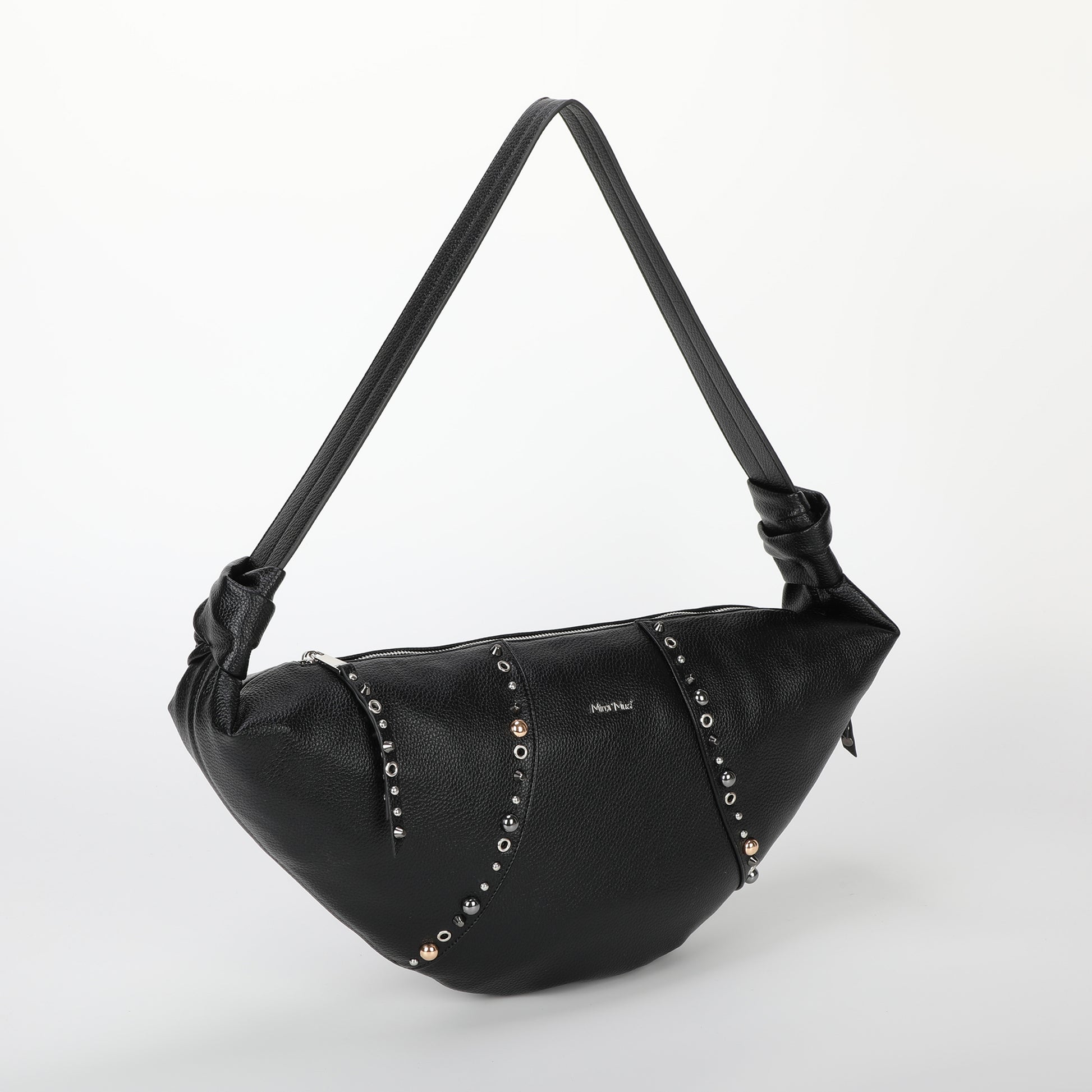 BORSA A TRACOLLA MEZZALUNA CON BORCHIE