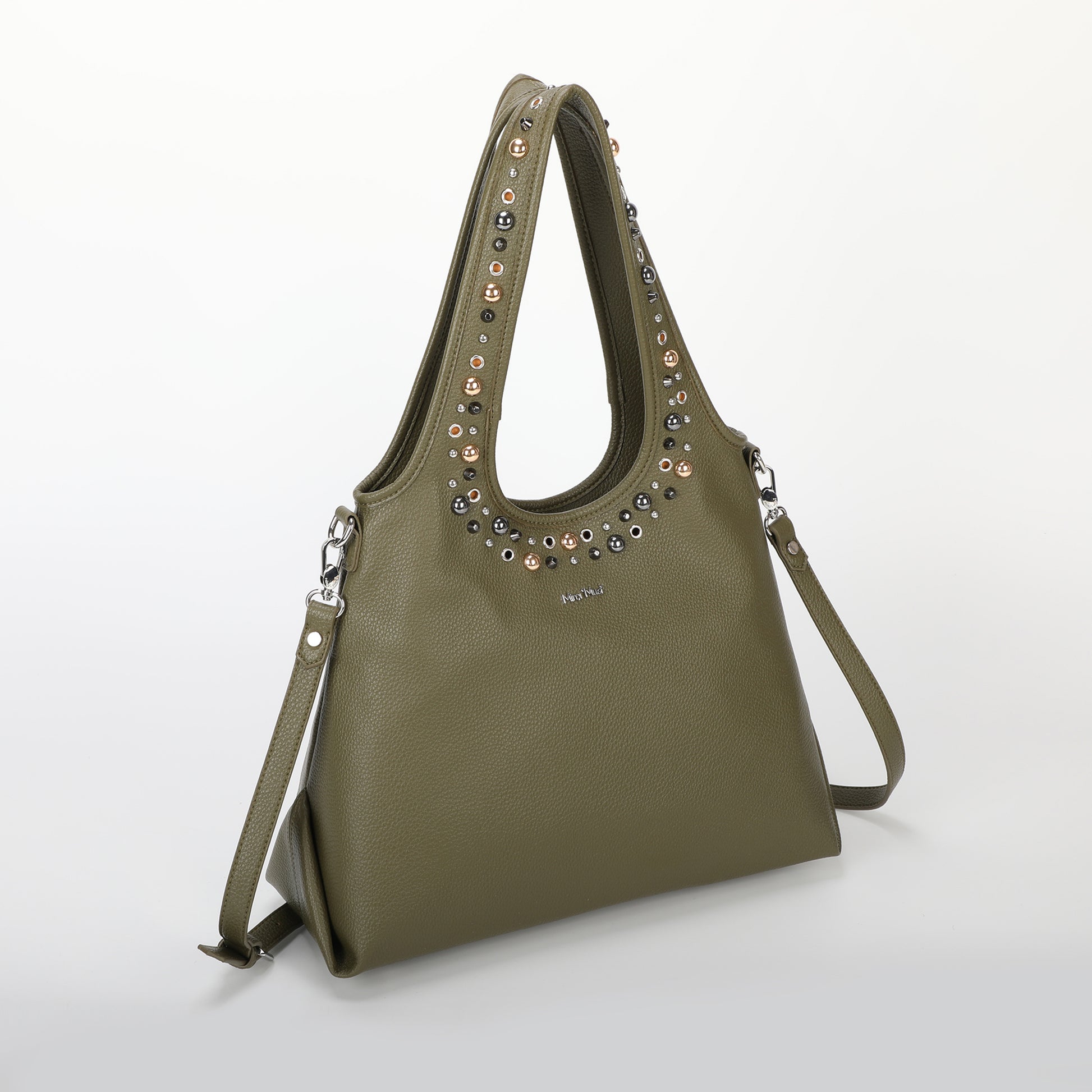 BORSA A SACCA CON BORCHIE