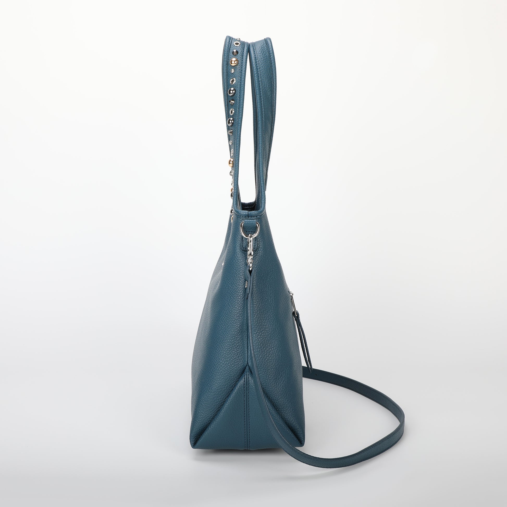 BORSA A SACCA CON BORCHIE
