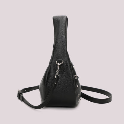 BORSA A MANO CON BORCHIE E OCCHIELLI